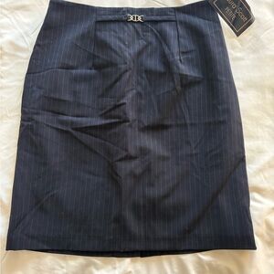 NEW Laura Scott 8 Petite Pinstripe Pencil Skirt Black White Suiting